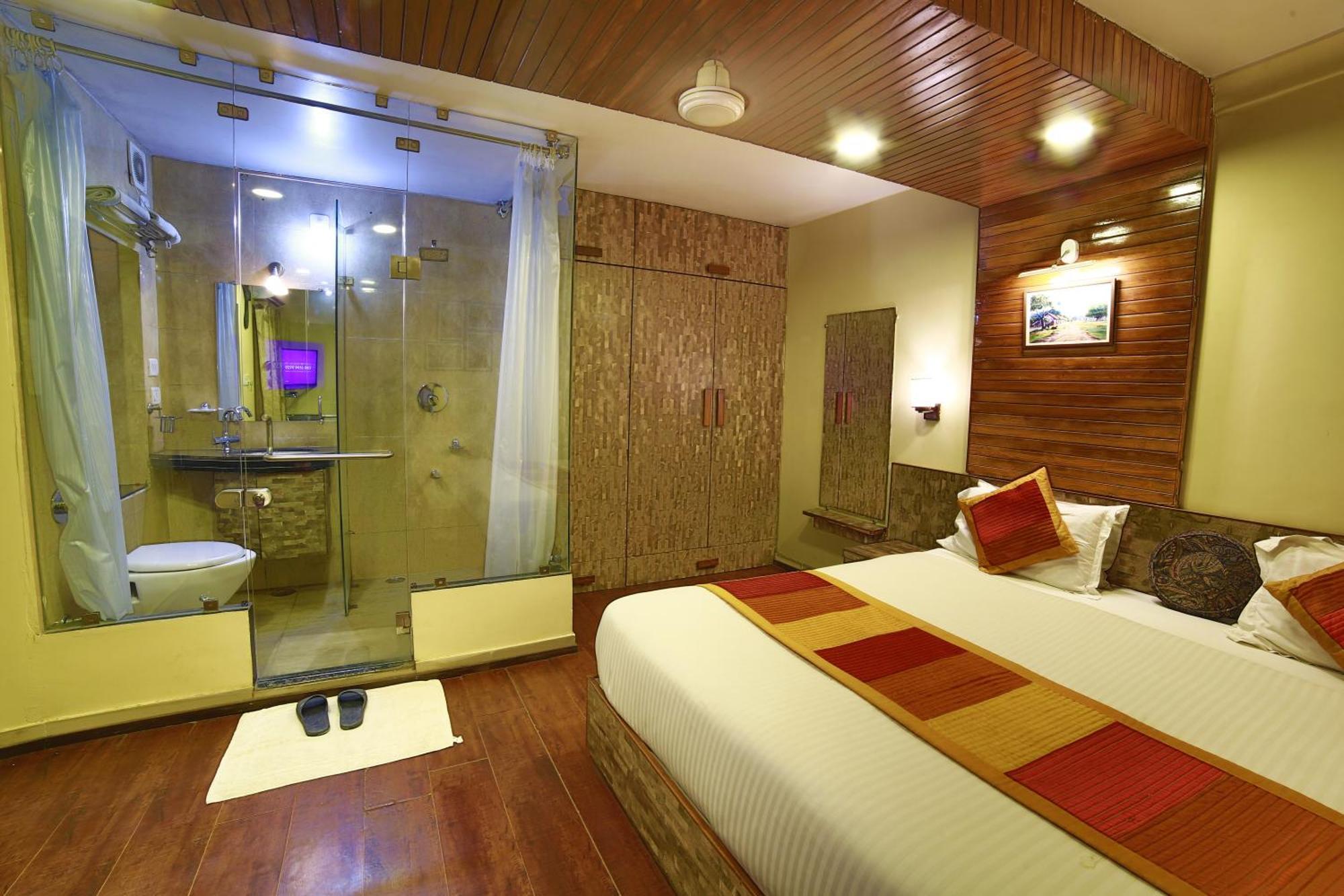מאונט אבו Shaleen Elegance Homestay Nakki Lake 400 Meters מראה חיצוני תמונה