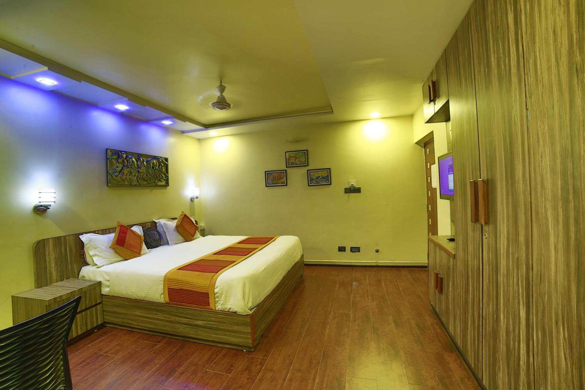 מאונט אבו Shaleen Elegance Homestay Nakki Lake 400 Meters מראה חיצוני תמונה