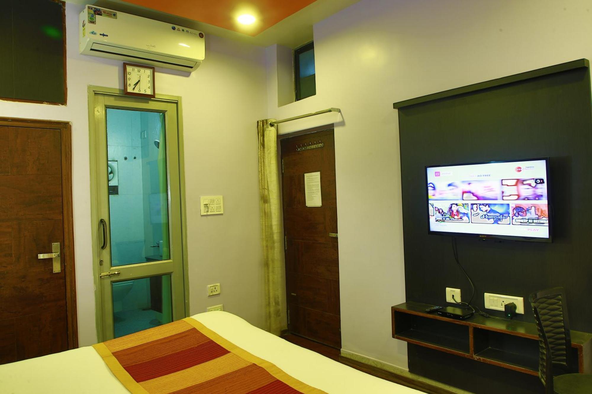 מאונט אבו Shaleen Elegance Homestay Nakki Lake 400 Meters מראה חיצוני תמונה